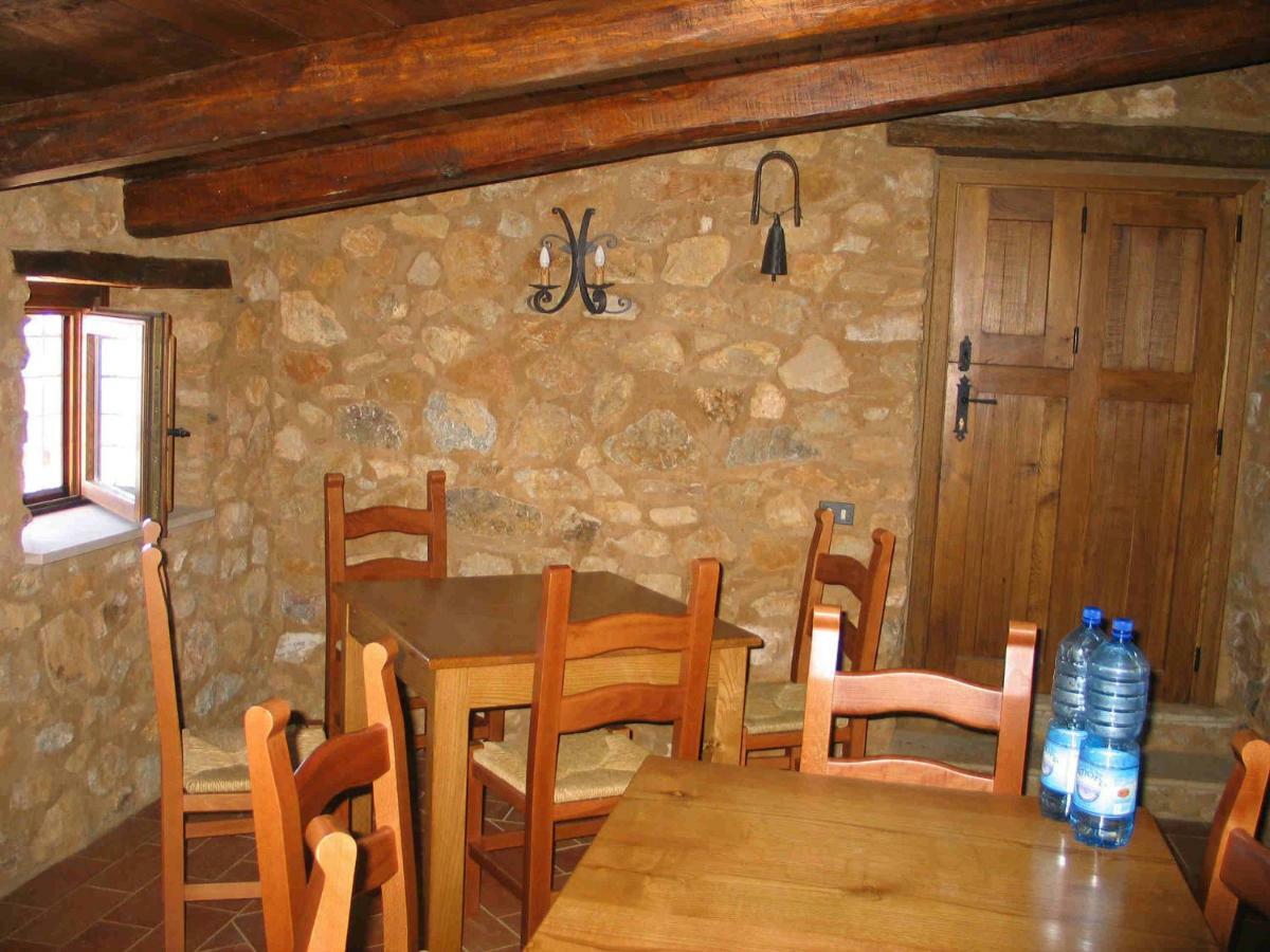 Azienda Agrituristica Le Terre Di San Leonardo Четраро Екстер'єр фото