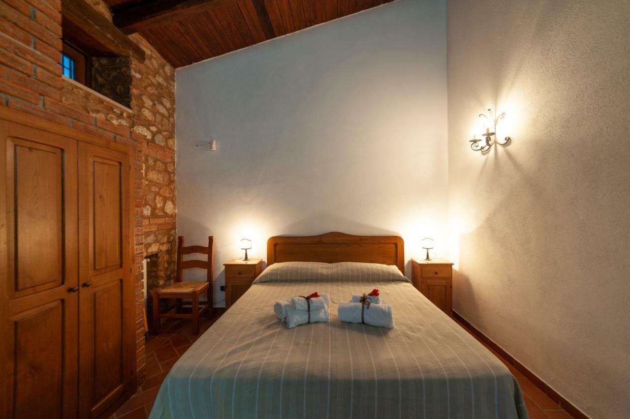 Azienda Agrituristica Le Terre Di San Leonardo Четраро Екстер'єр фото