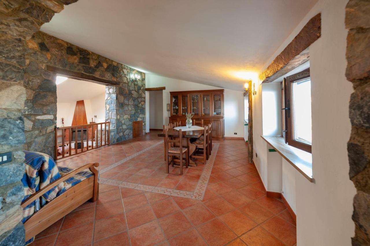 Azienda Agrituristica Le Terre Di San Leonardo Четраро Екстер'єр фото